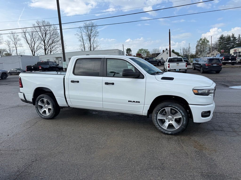 2026 Ram 1500 Express Crestwood KY