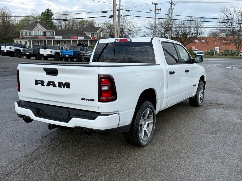 2026 Ram 1500 Express Crestwood KY