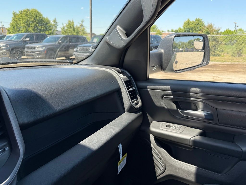 2026 Ram 1500 Express Crestwood KY