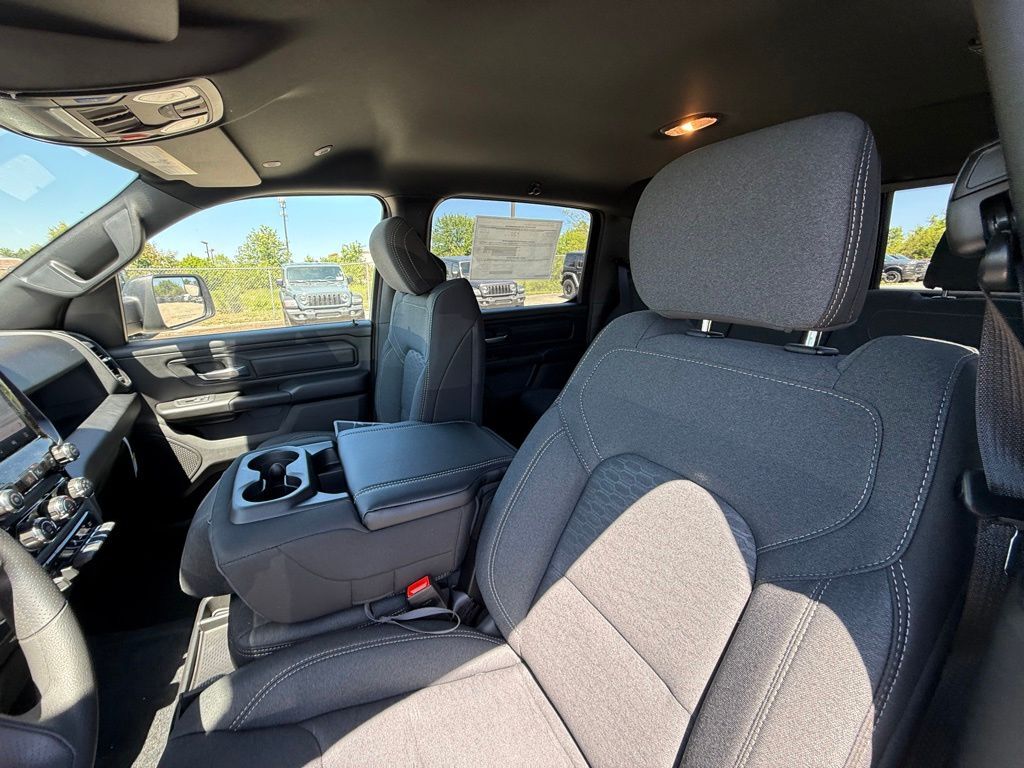 2026 Ram 1500 Express Crestwood KY