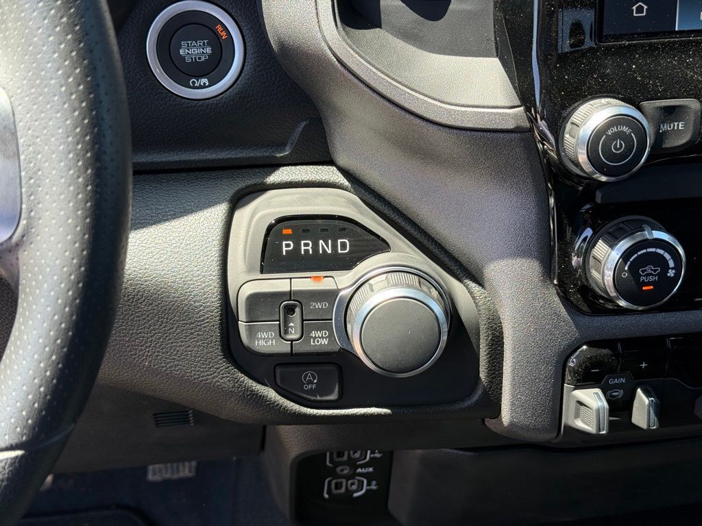2026 Ram 1500 Express Crestwood KY