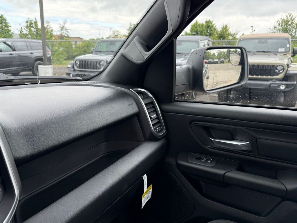 2026 Ram 1500 Express Crestwood KY