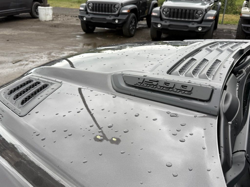 2026 Ram 1500 Express Crestwood KY