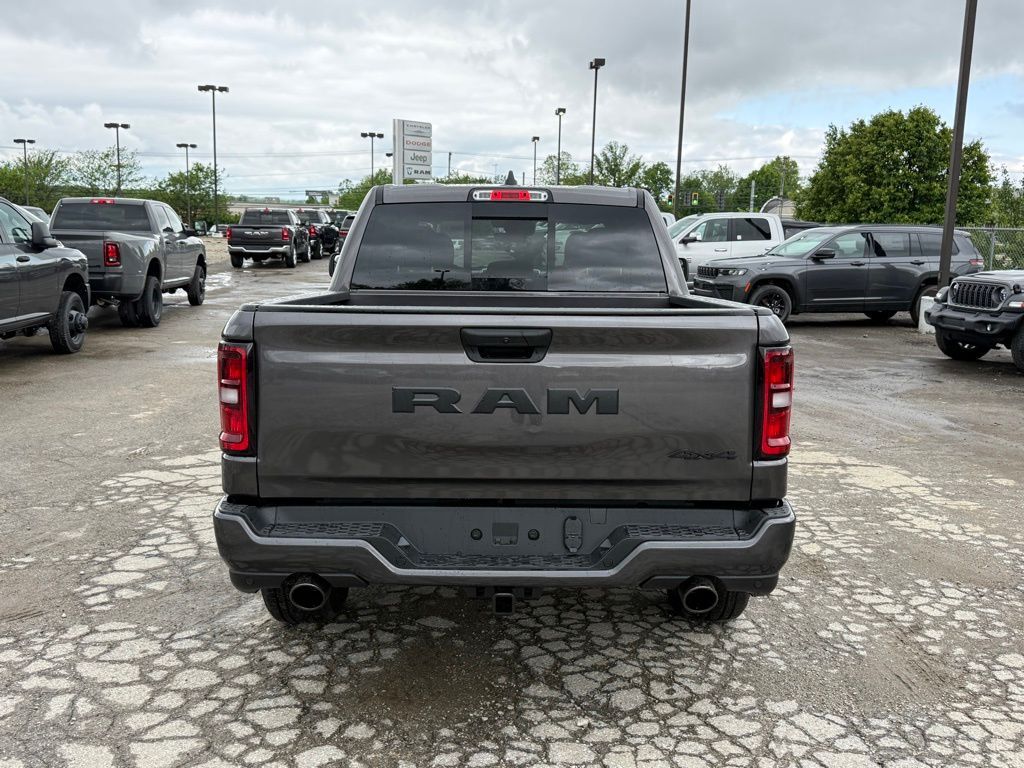 2026 Ram 1500 Express Crestwood KY