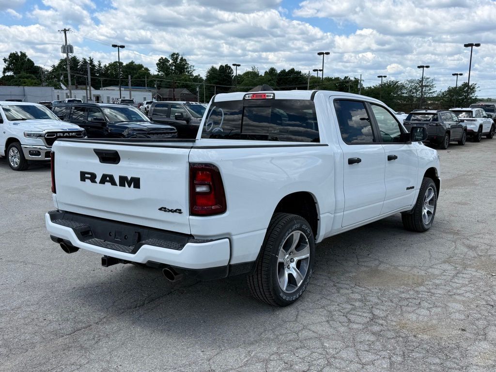 2026 Ram 1500 Express Crestwood KY