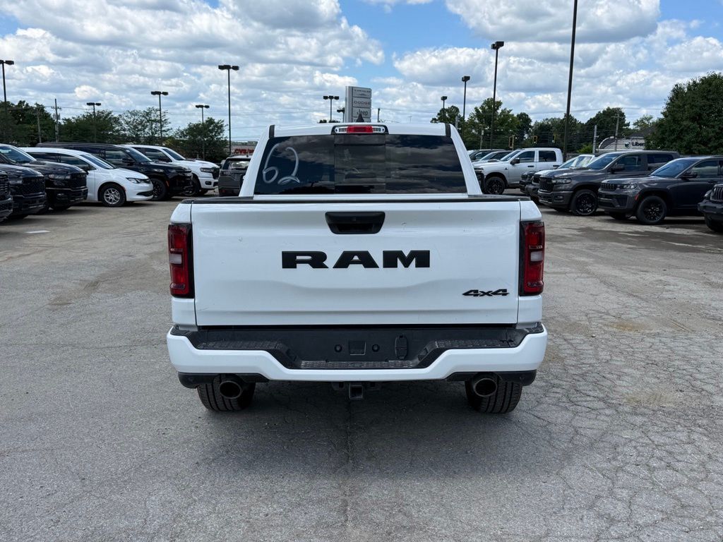 2026 Ram 1500 Express Crestwood KY