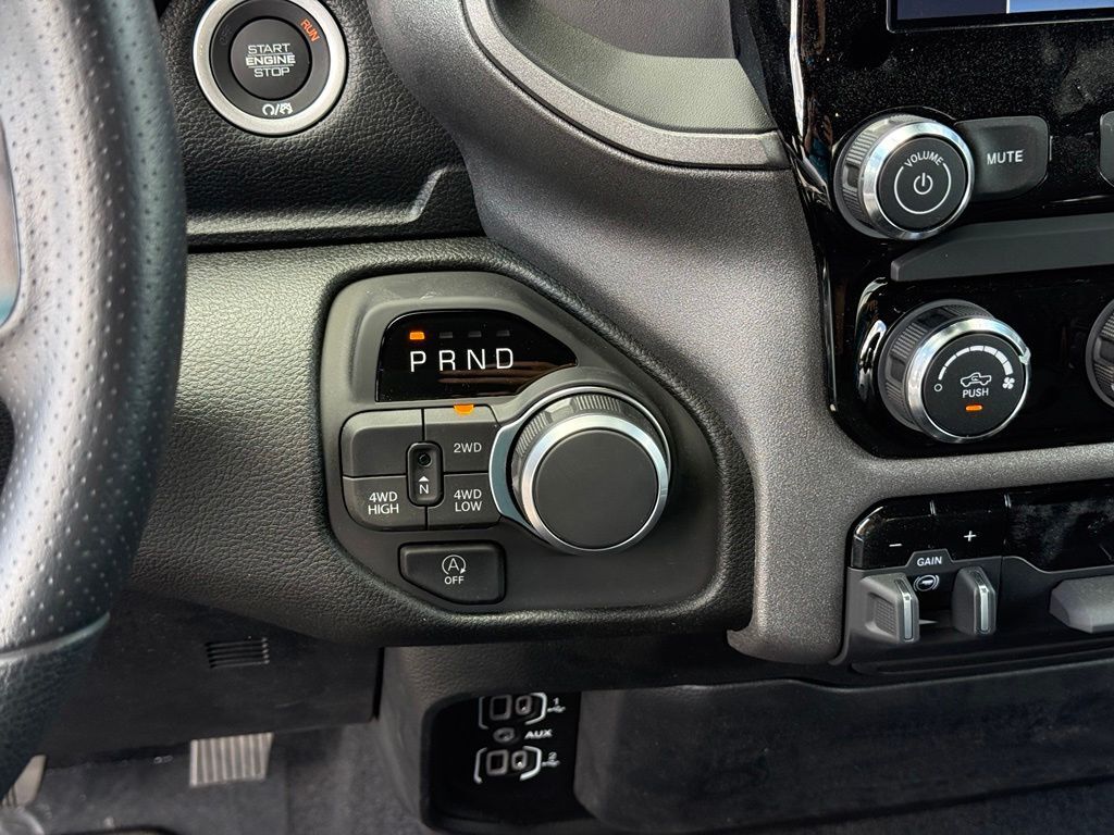 2026 Ram 1500 Express Crestwood KY