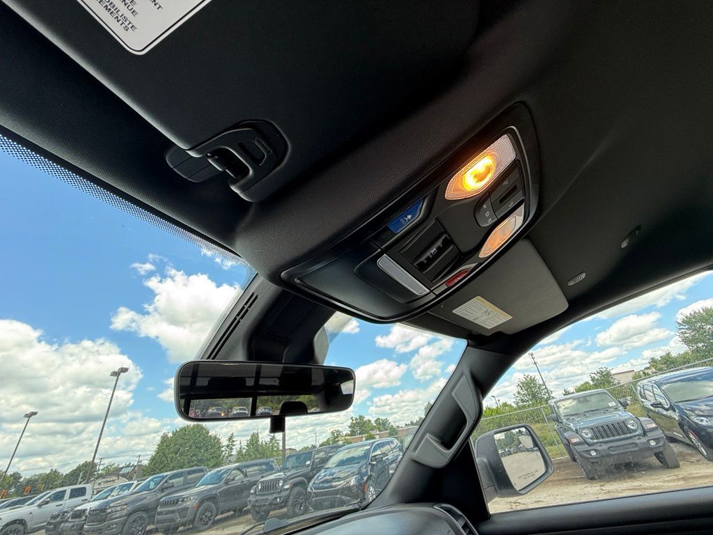 2026 Ram 1500 Express Crestwood KY