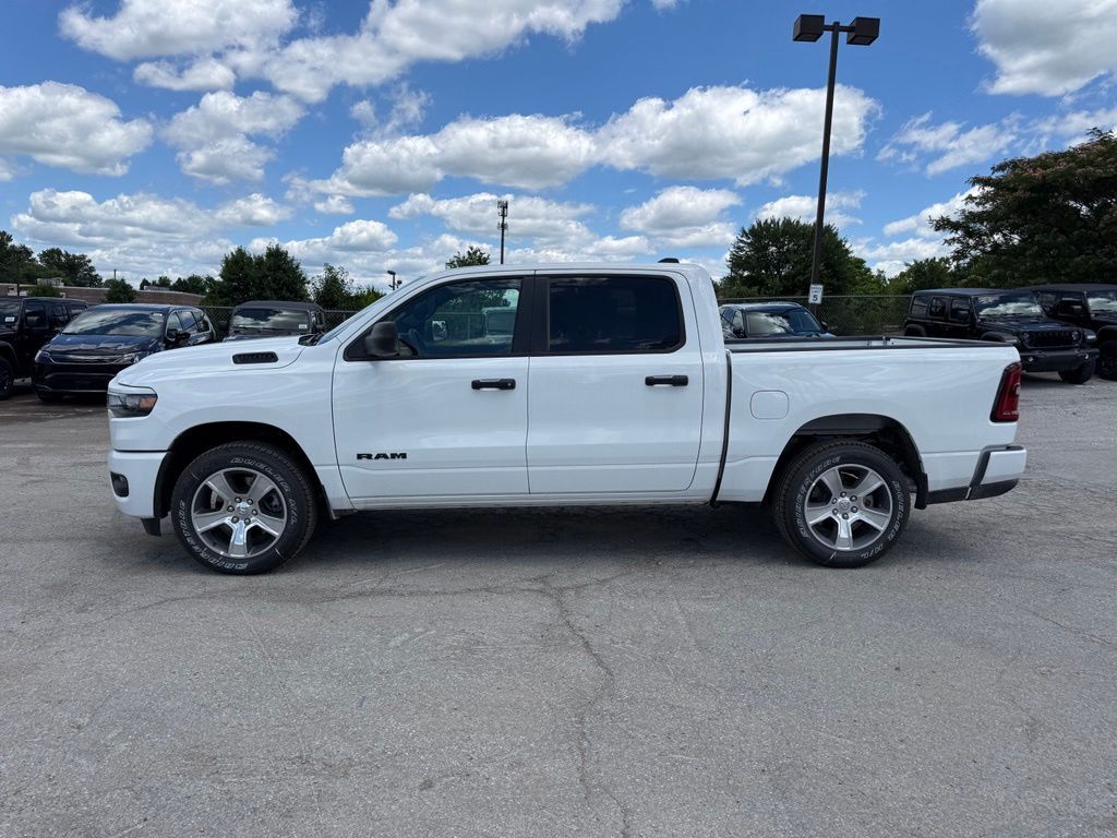 2026 Ram 1500 Express Crestwood KY