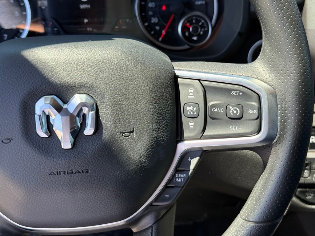 2026 Ram 1500 Express Crestwood KY