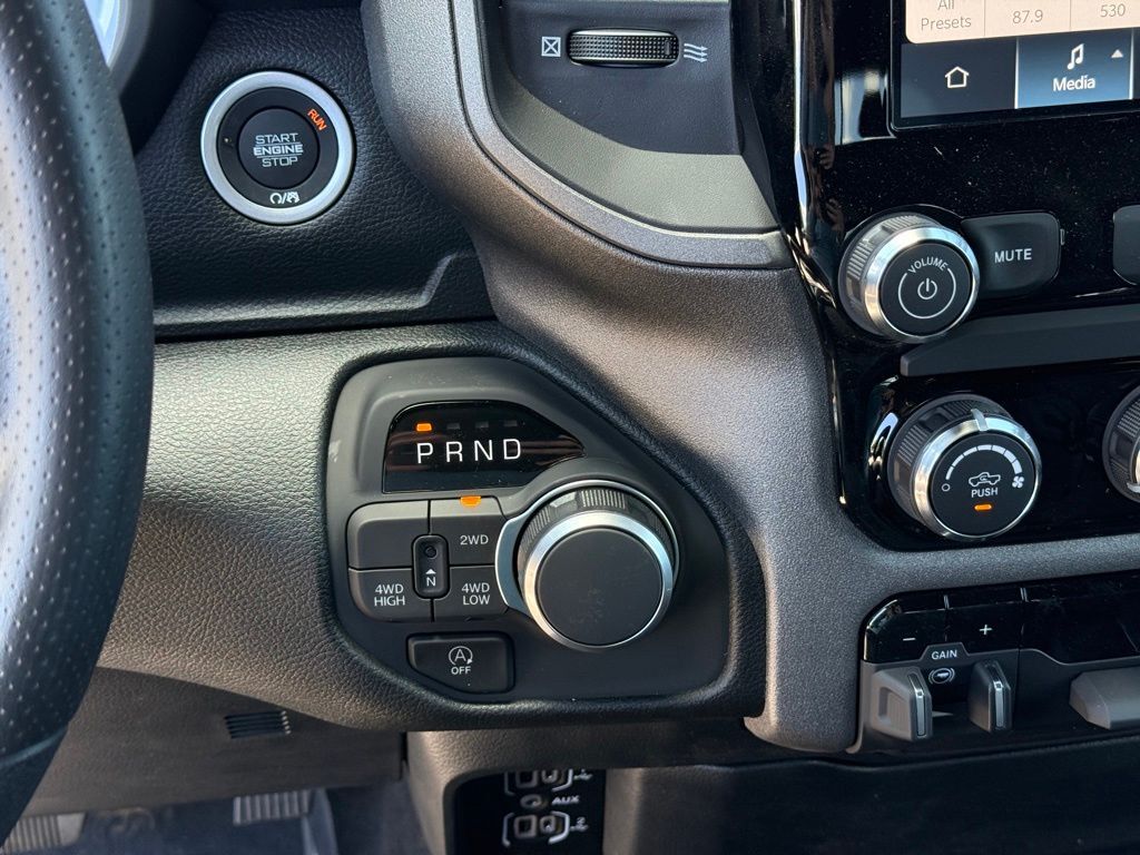 2026 Ram 1500 Express Crestwood KY