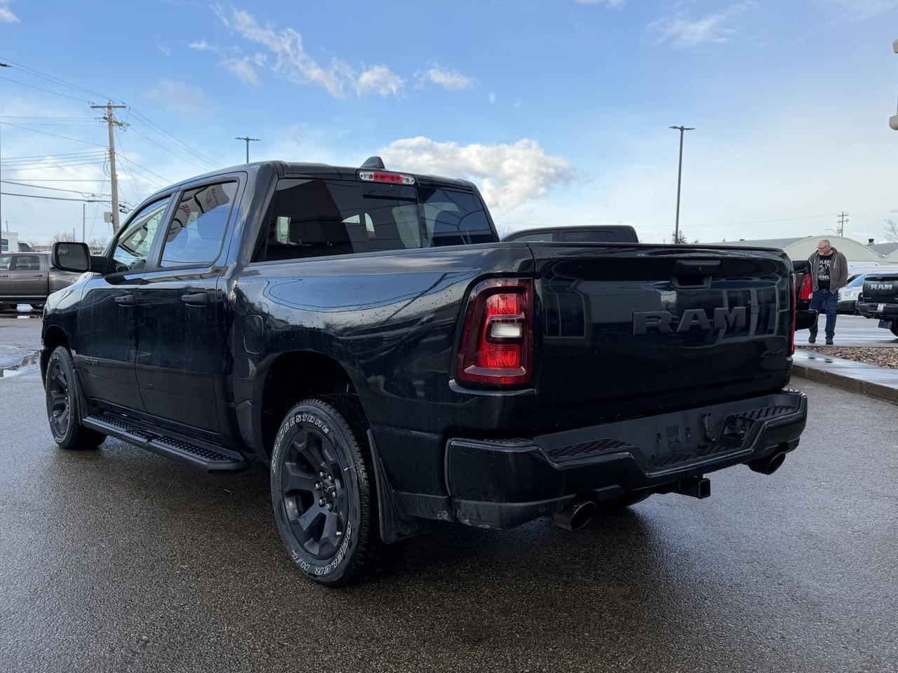 2026 Ram 1500 Express Crew Cab 4x4 | 3L Hurricane | Remote Start | Rearview Camera | Towing Capability Redwater AB