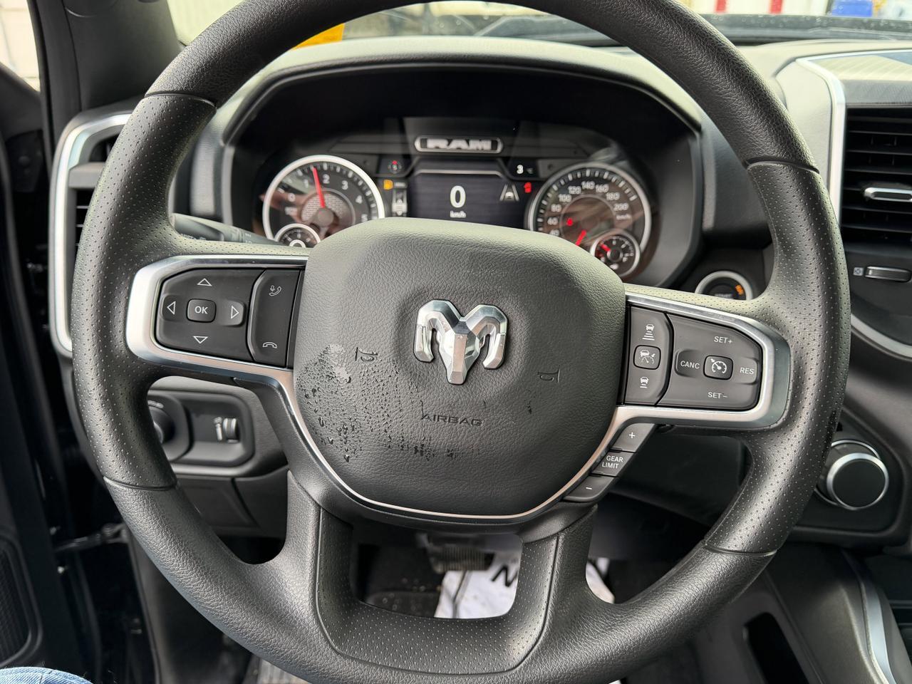 2026 Ram 1500 Express Crew Cab 4x4 | 3L Hurricane | Remote Start | Rearview Camera | Towing Capability Redwater AB