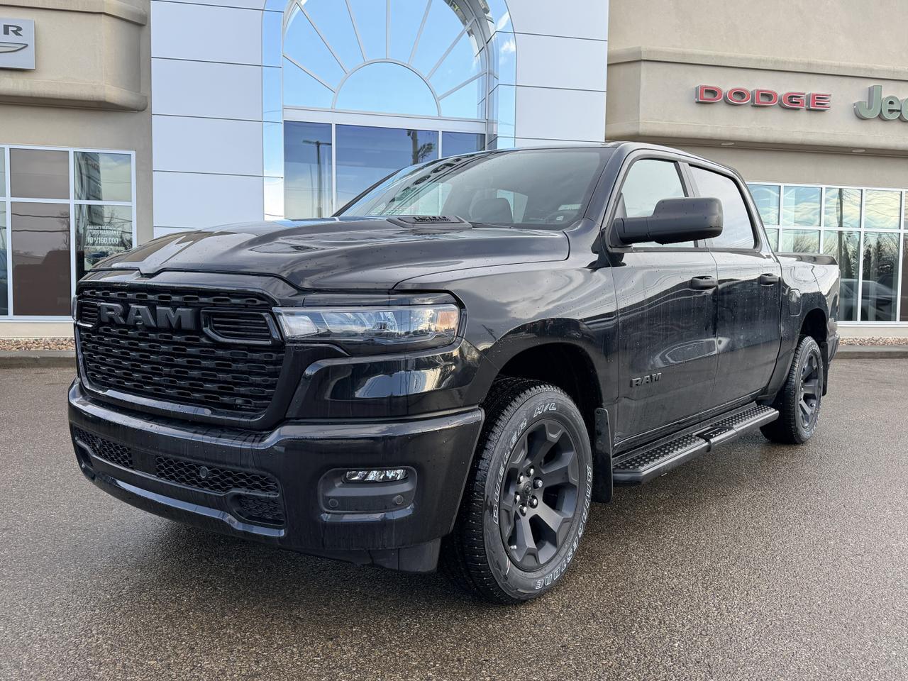 2026 Ram 1500 Express Crew Cab 4x4 | 3L Hurricane | Remote Start | Rearview Camera | Towing Capability Redwater AB