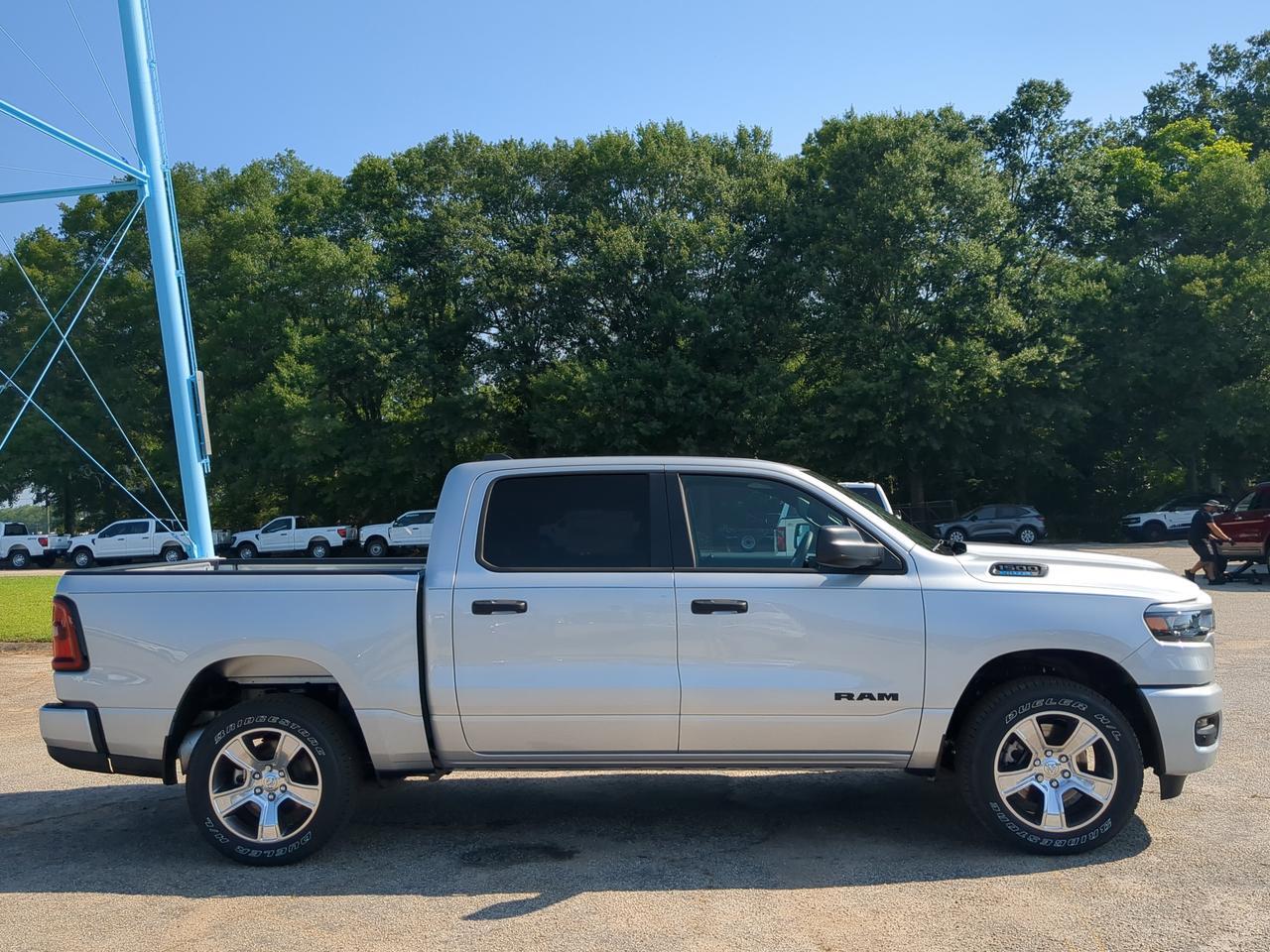2026 Ram 1500 Express Appleton WI