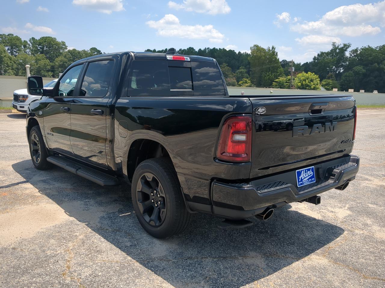 2026 Ram 1500 Express Appleton WI