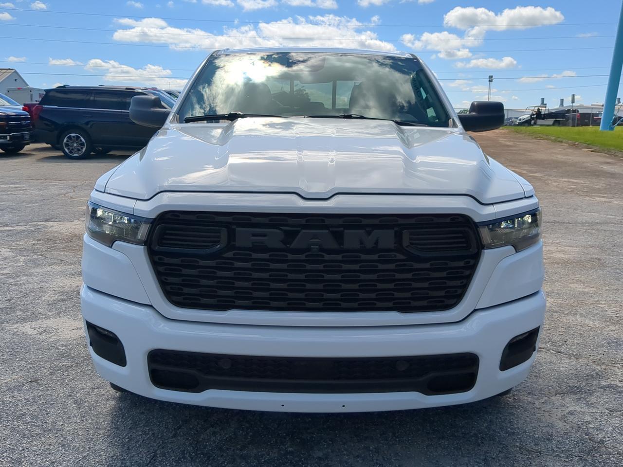 2026 Ram 1500 Express Appleton WI