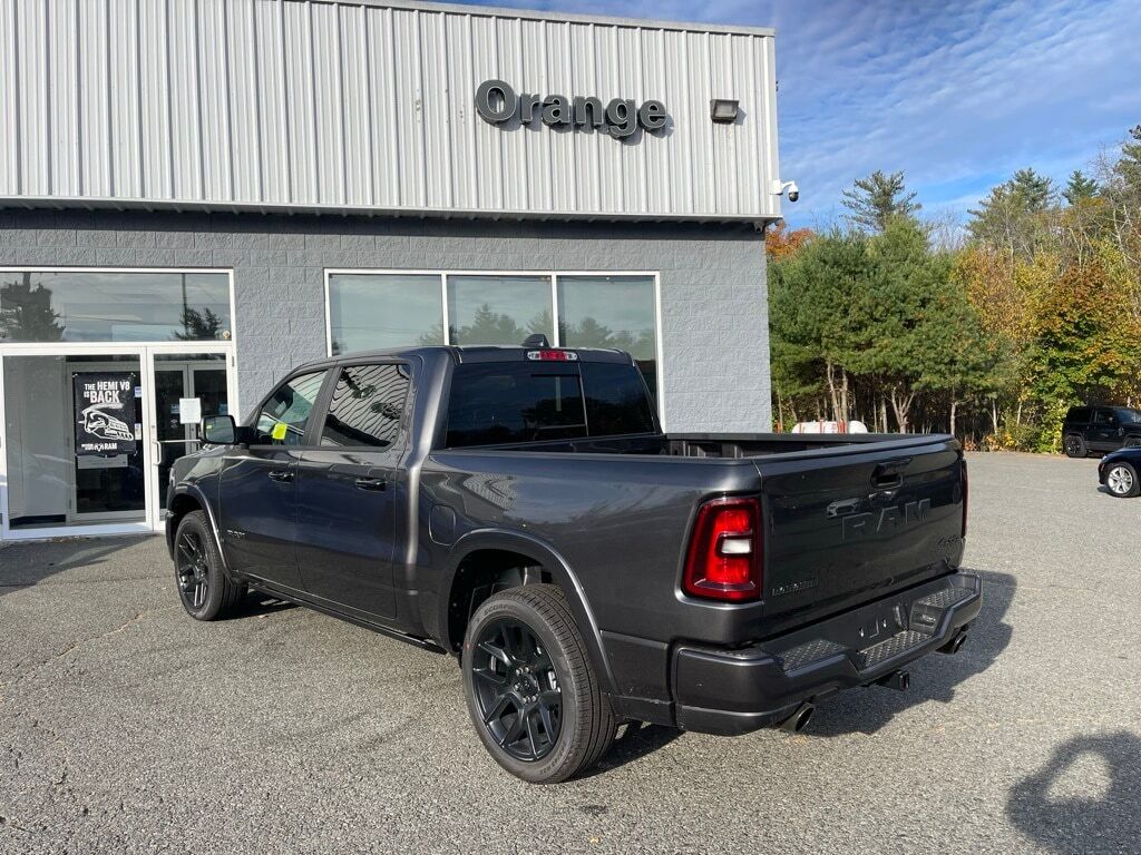 2026 Ram 1500 LARAMIE CREW CAB 4X4 5'7 BOX Orange MA