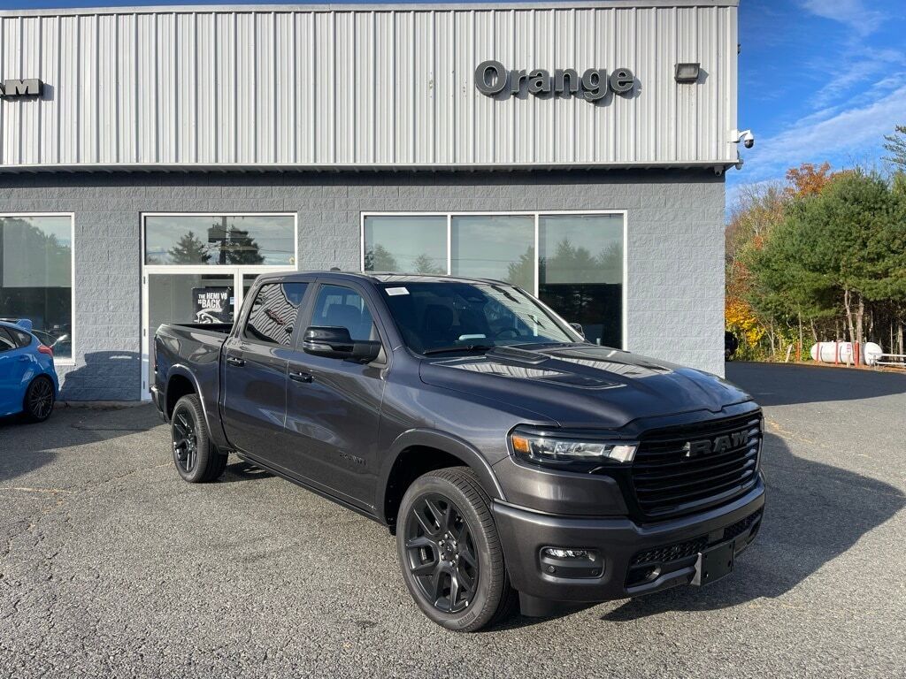 2026 Ram 1500 LARAMIE CREW CAB 4X4 5'7 BOX Orange MA