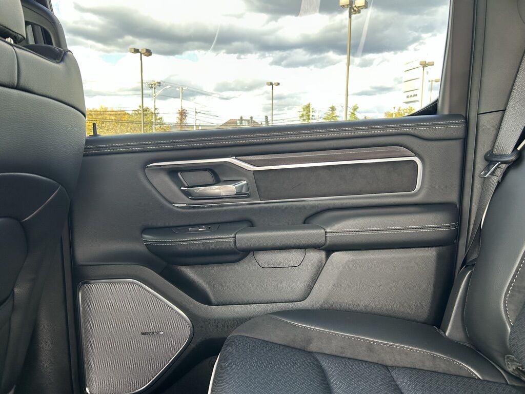 2026 Ram 1500 Laramie Crestwood KY
