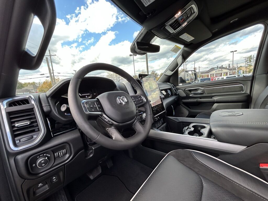 2026 Ram 1500 Laramie Crestwood KY
