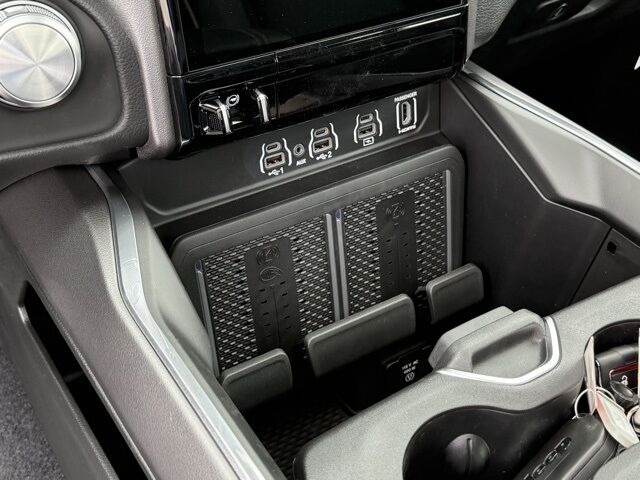 2026 Ram 1500 Laramie Crestwood KY