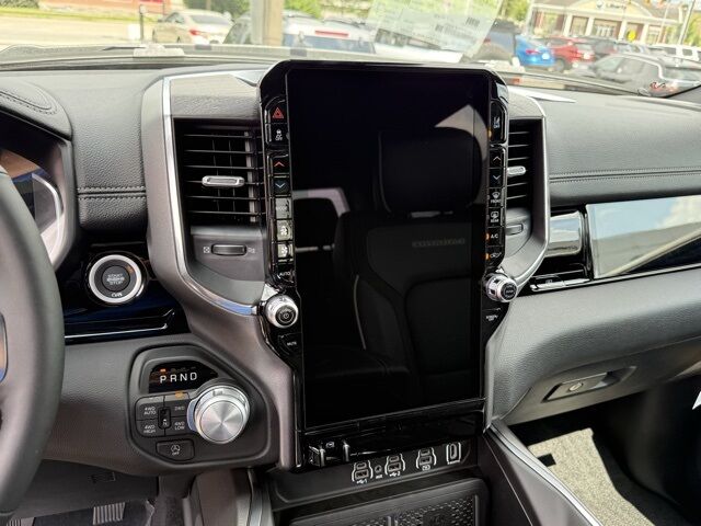 2026 Ram 1500 Laramie Crestwood KY
