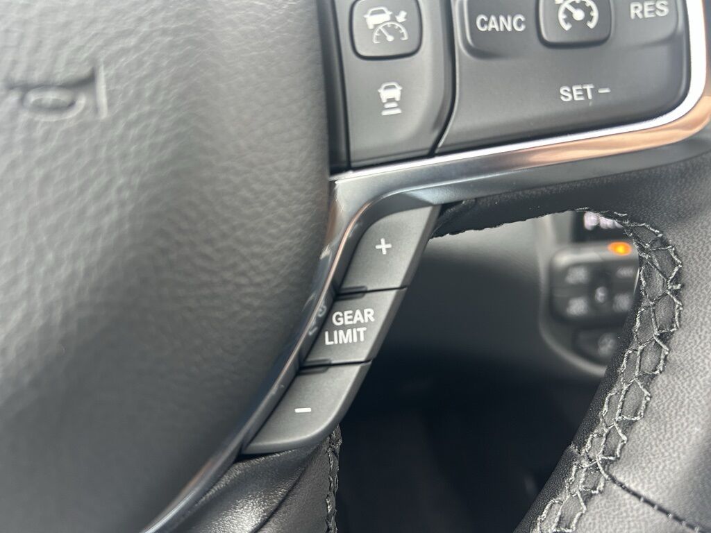 2026 Ram 1500 Laramie Crestwood KY