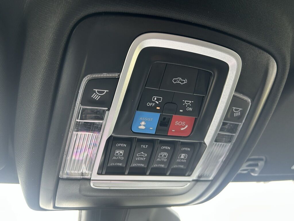 2026 Ram 1500 Laramie Crestwood KY