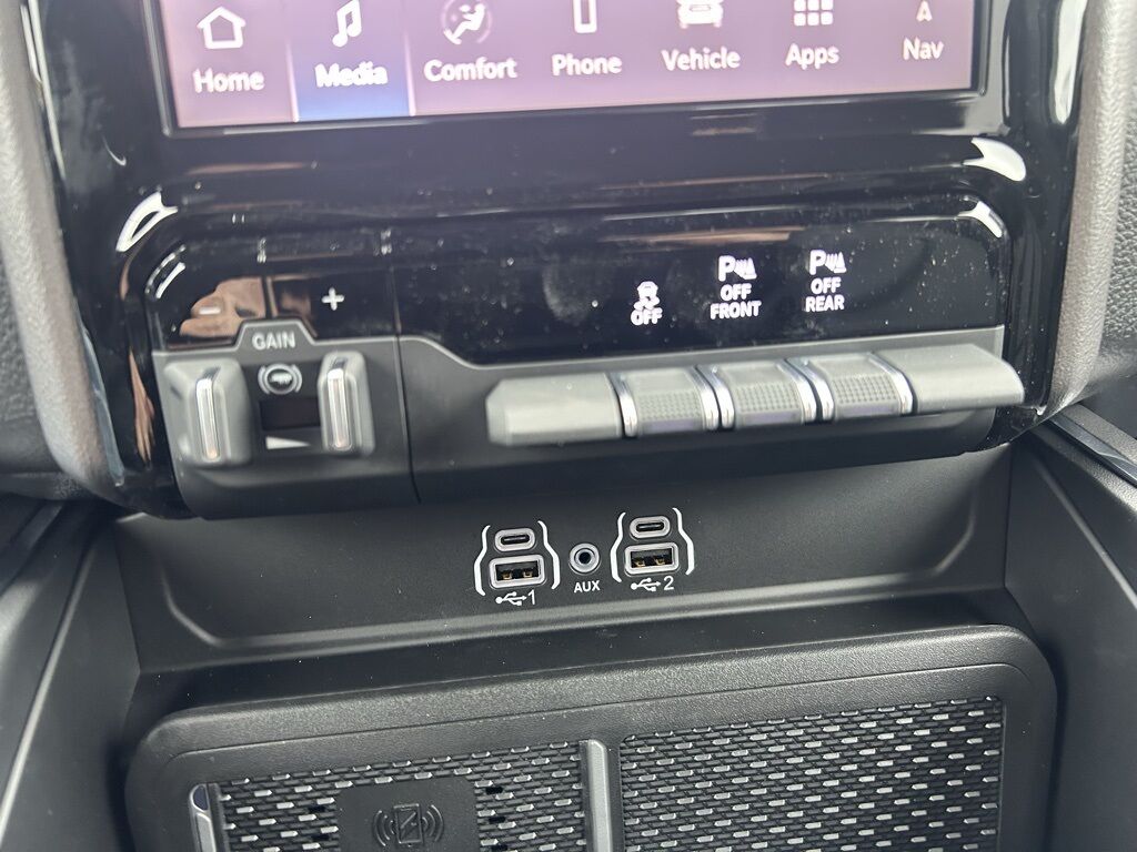 2026 Ram 1500 Laramie Crestwood KY