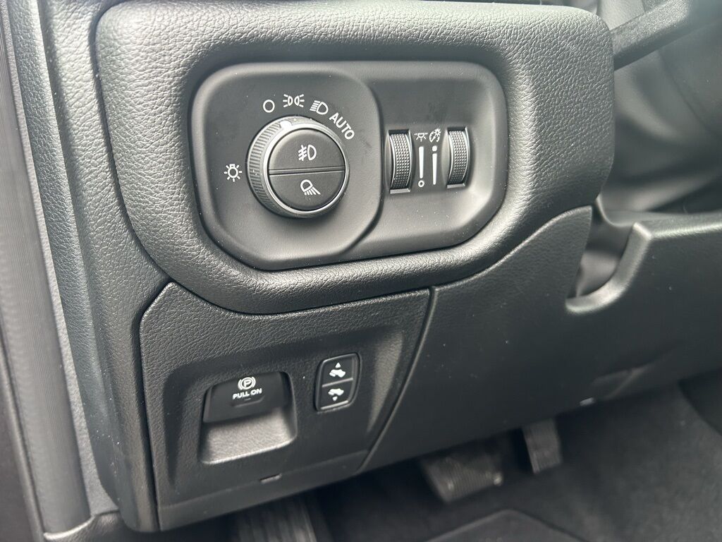 2026 Ram 1500 Laramie Crestwood KY