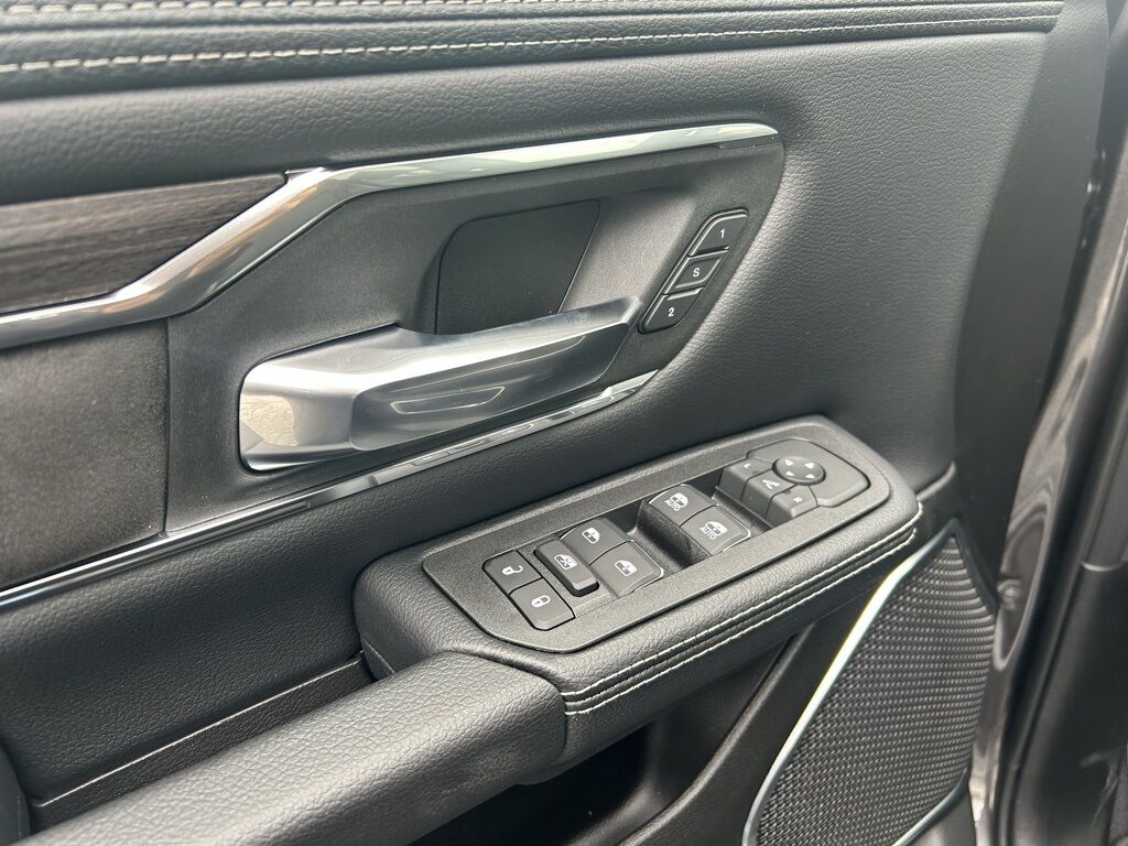 2026 Ram 1500 Laramie Crestwood KY