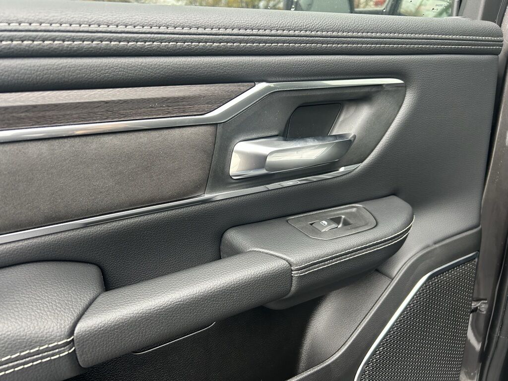 2026 Ram 1500 Laramie Crestwood KY