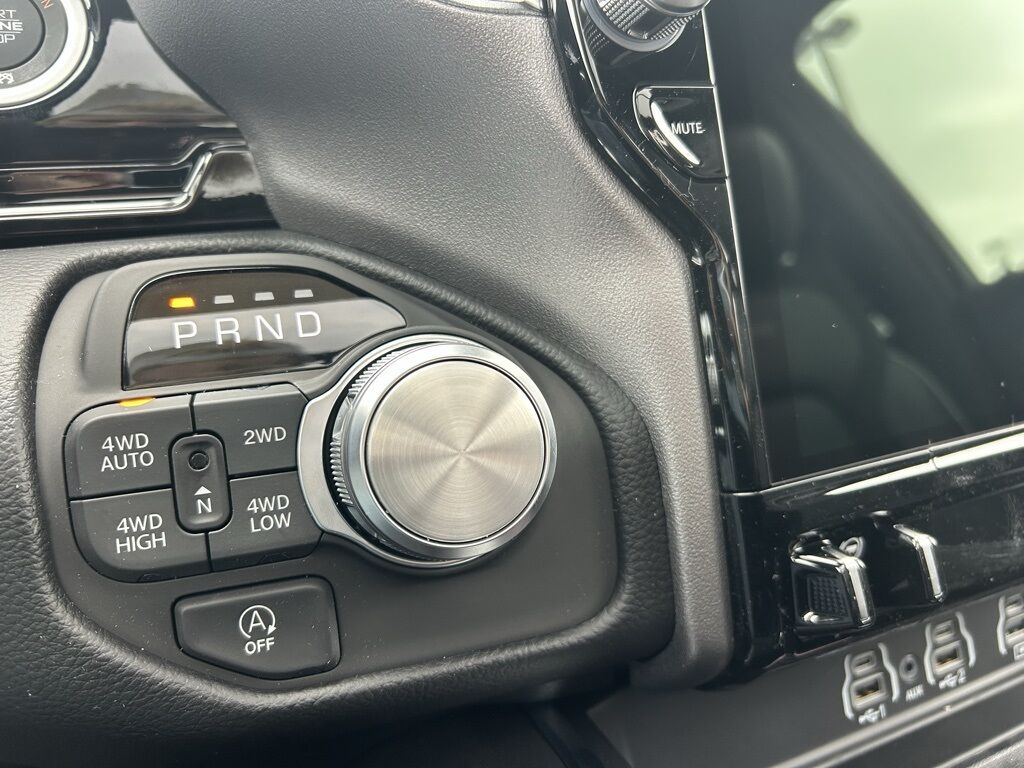 2026 Ram 1500 Laramie Crestwood KY