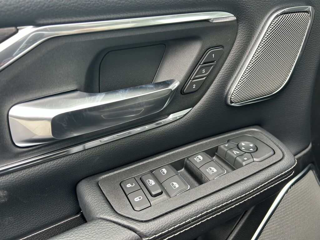 2026 Ram 1500 Laramie Crestwood KY