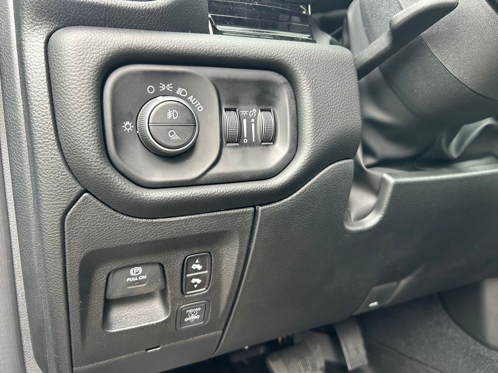 2026 Ram 1500 Laramie Crestwood KY