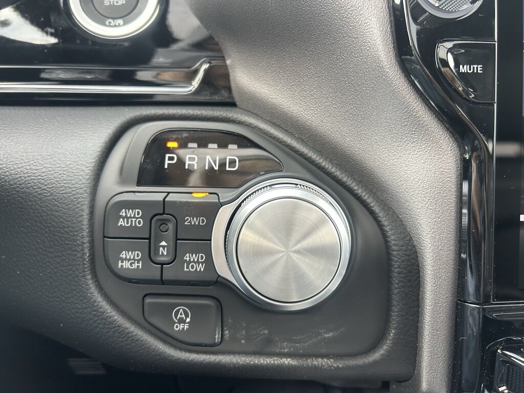 2026 Ram 1500 Laramie Crestwood KY