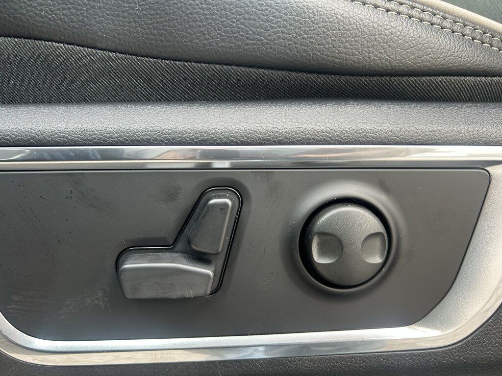 2026 Ram 1500 Laramie Crestwood KY