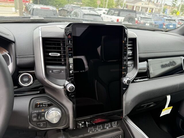 2026 Ram 1500 Laramie Crestwood KY