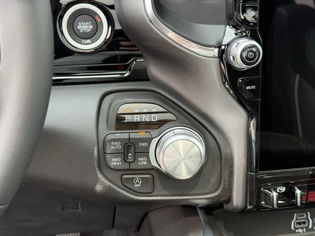 2026 Ram 1500 Laramie Crestwood KY