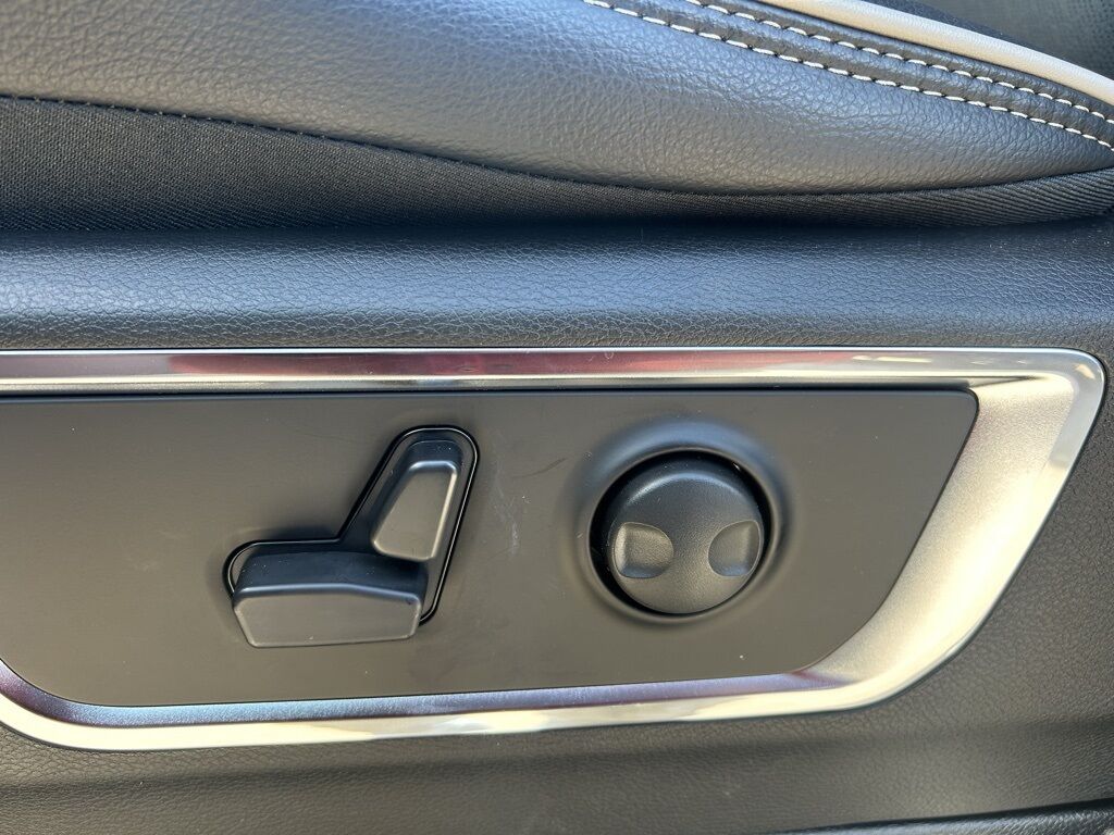 2026 Ram 1500 Laramie Crestwood KY