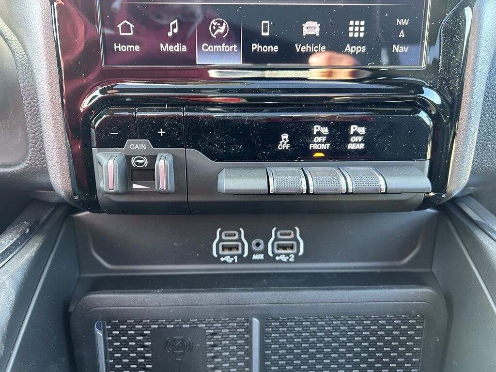 2026 Ram 1500 Laramie Crestwood KY