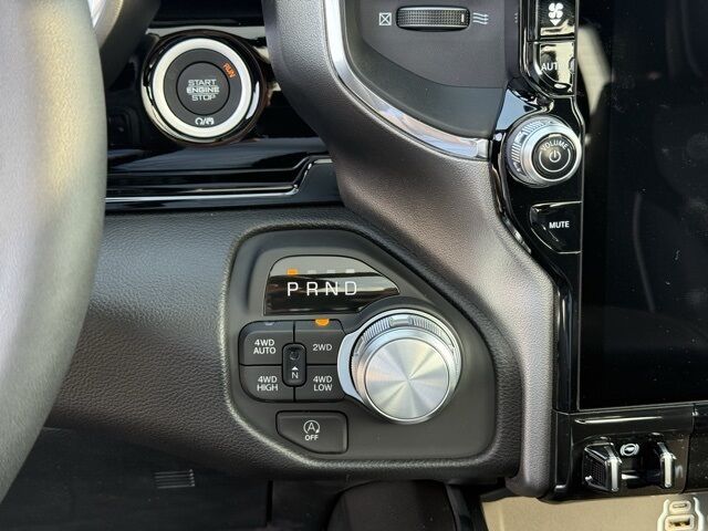 2026 Ram 1500 Laramie Crestwood KY