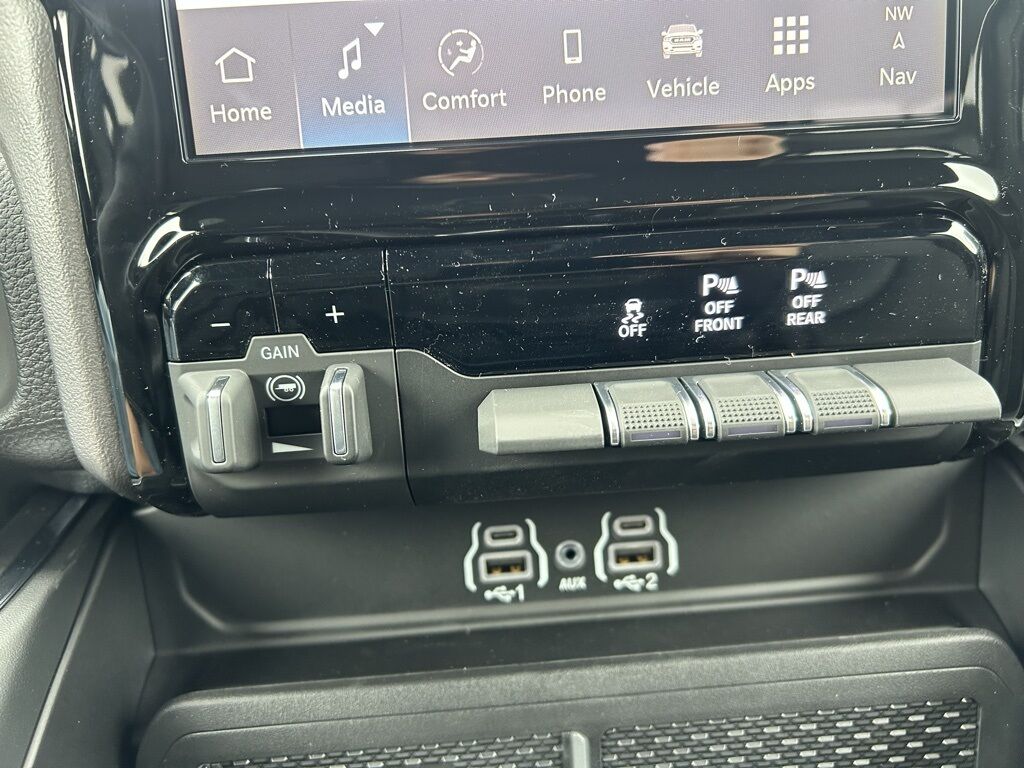 2026 Ram 1500 Laramie Crestwood KY