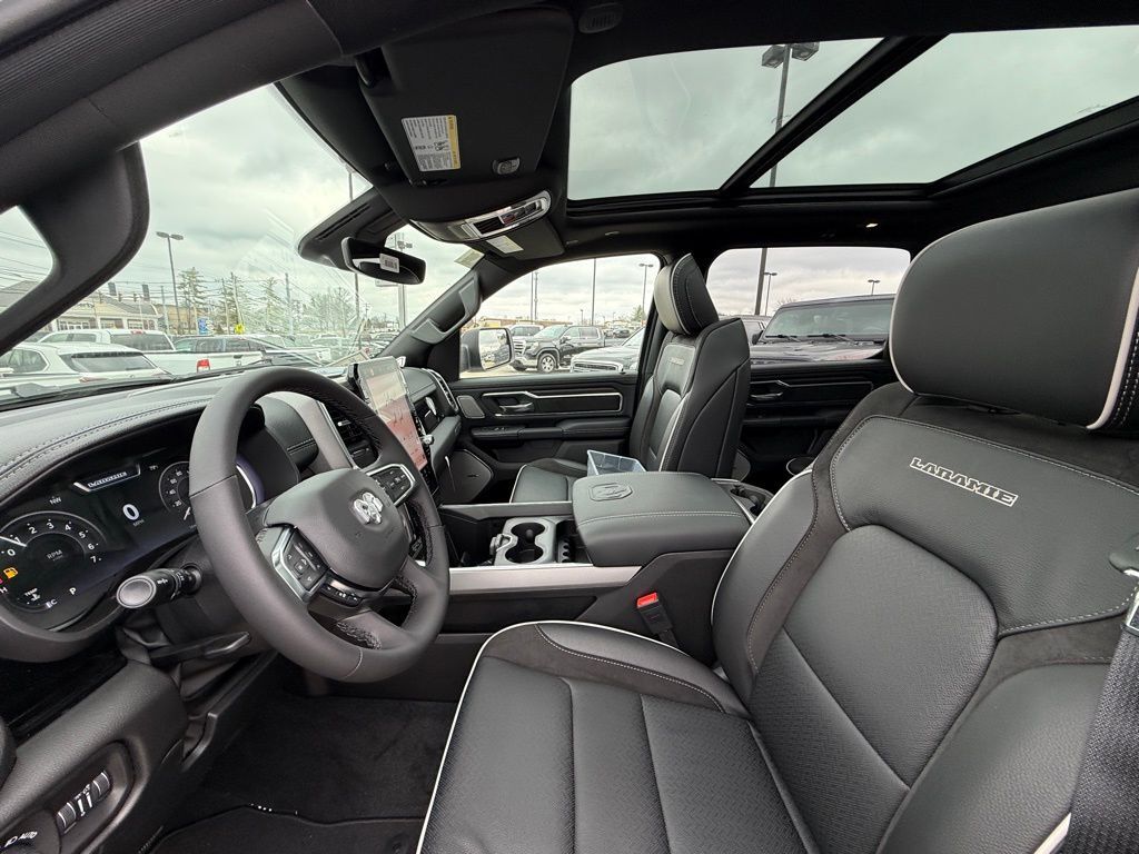 2026 Ram 1500 Laramie Crestwood KY