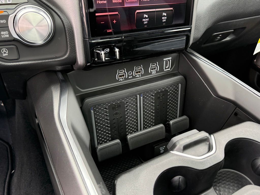 2026 Ram 1500 Laramie Crestwood KY