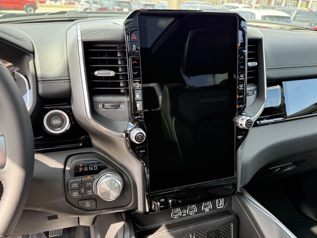 2026 Ram 1500 Laramie Crestwood KY