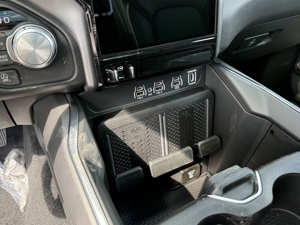 2026 Ram 1500 Laramie Crestwood KY