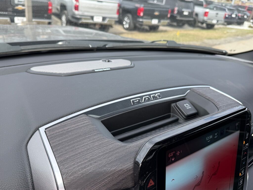 2026 Ram 1500 Laramie Crestwood KY