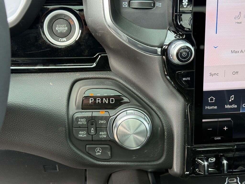 2026 Ram 1500 Laramie Crestwood KY